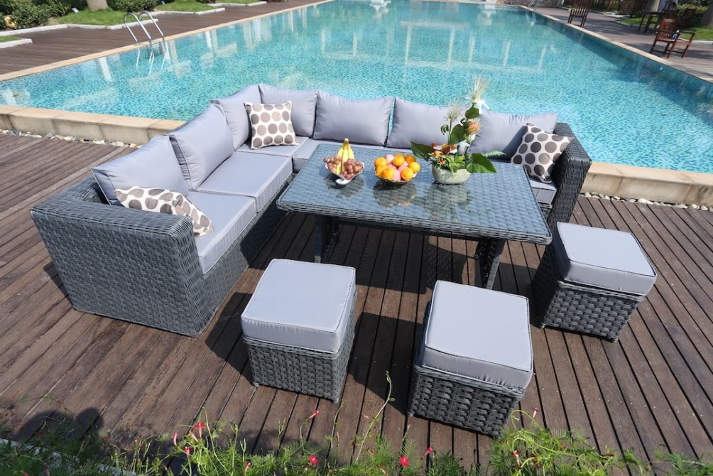 Z čoho je vyrobený ratanový nábytok